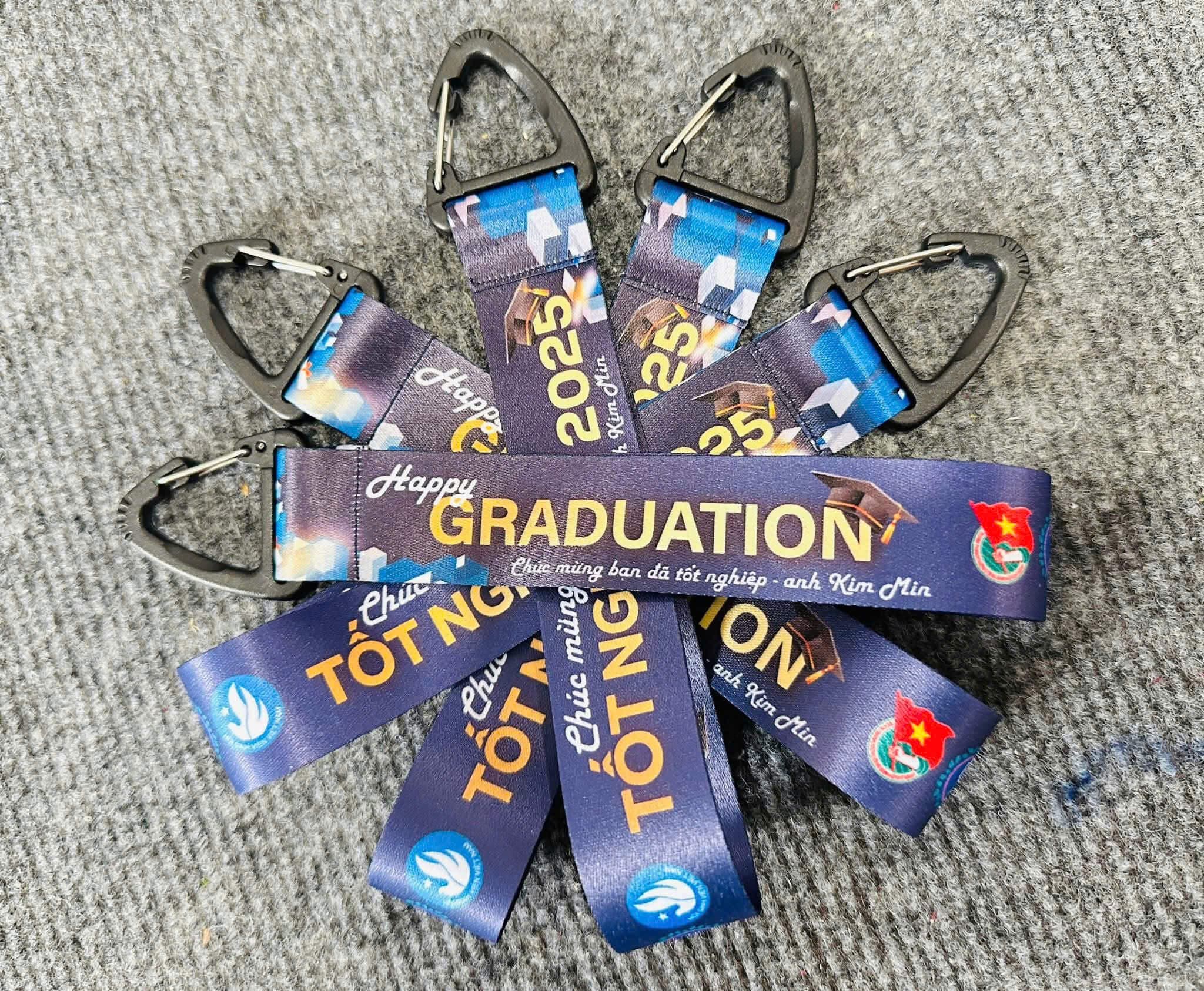 Móc khóa  dây đeo  3