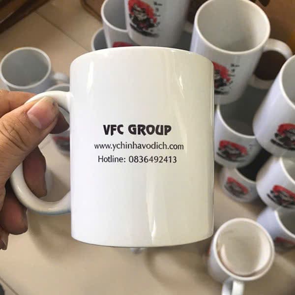 Ly sứ  3