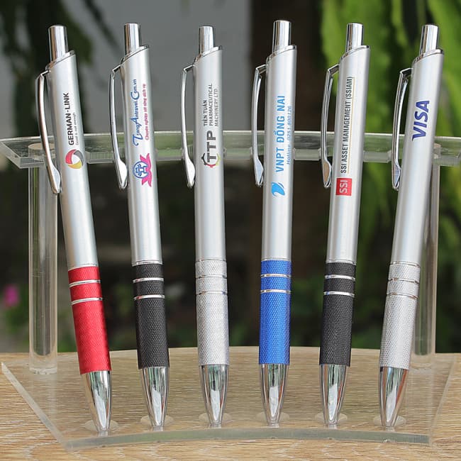 Bút Bi Nhựa Xi BP - 01 3