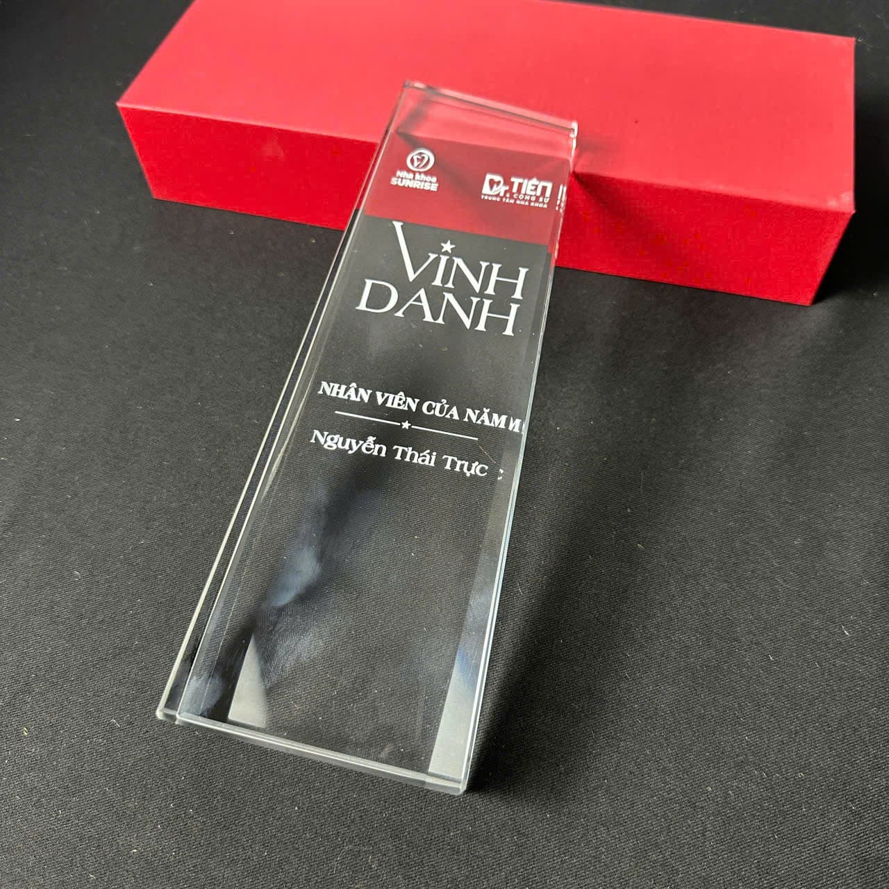 KỶ NIỆM CHƯƠNG - PHA LÊ ( CÓ HỘP ) 2